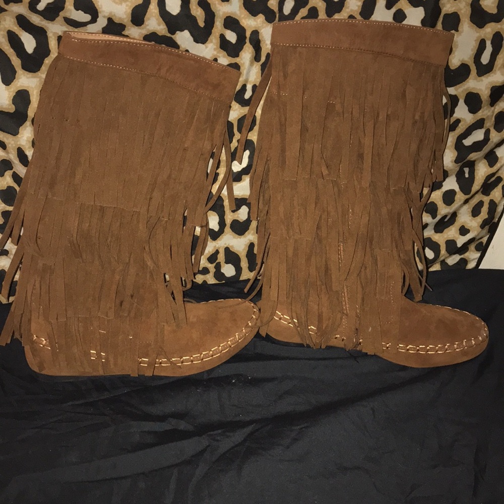 WOMENSWEAR BOOTS       YOKI STYLE: MUDD-55. SIZE: 6.5